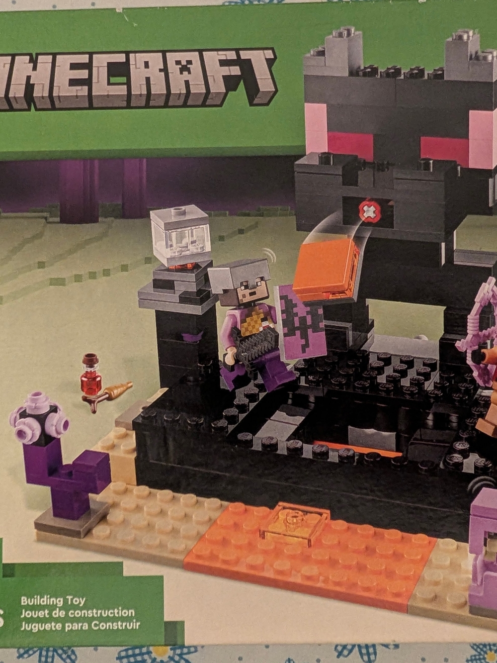 Lego Minecraft Black, Purple, Orange & Pink End Portal Encounter Set